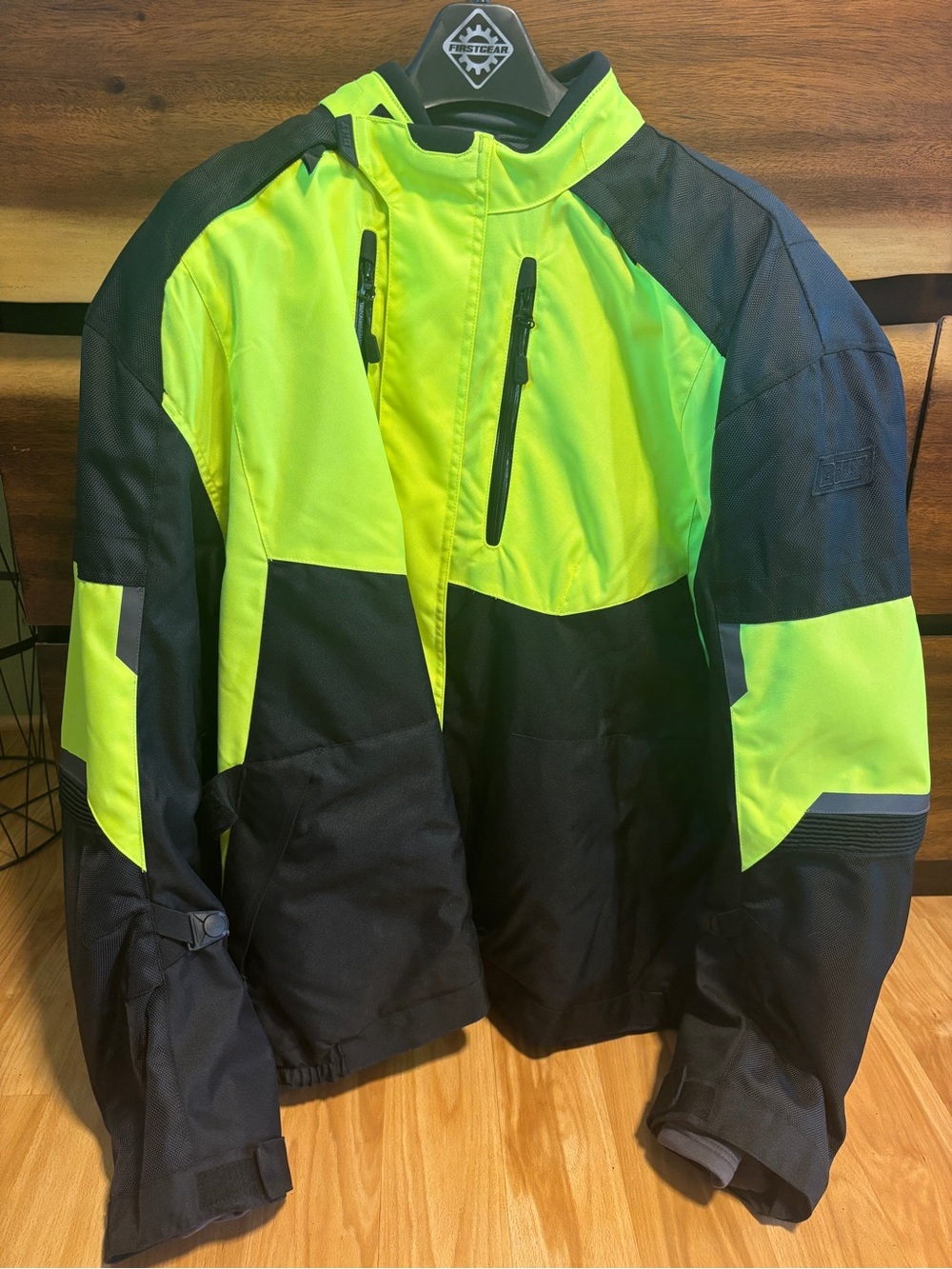 BILT Storm 2 5XL NWT